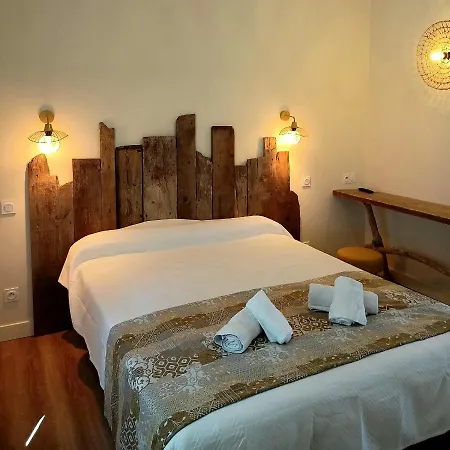 B&B Manade Saint Louis Mas De La Paix 보베르